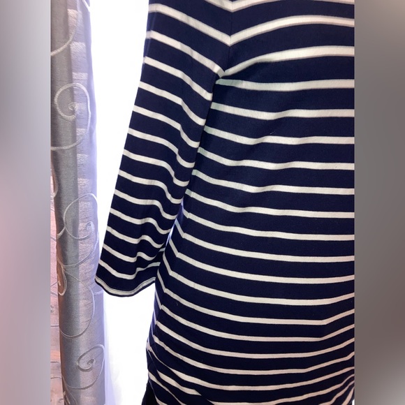 AND AWAY Navy and White Striped Women’s Blouse 3/4 sleeves Sz Med EUC! - Picture 8 of 10